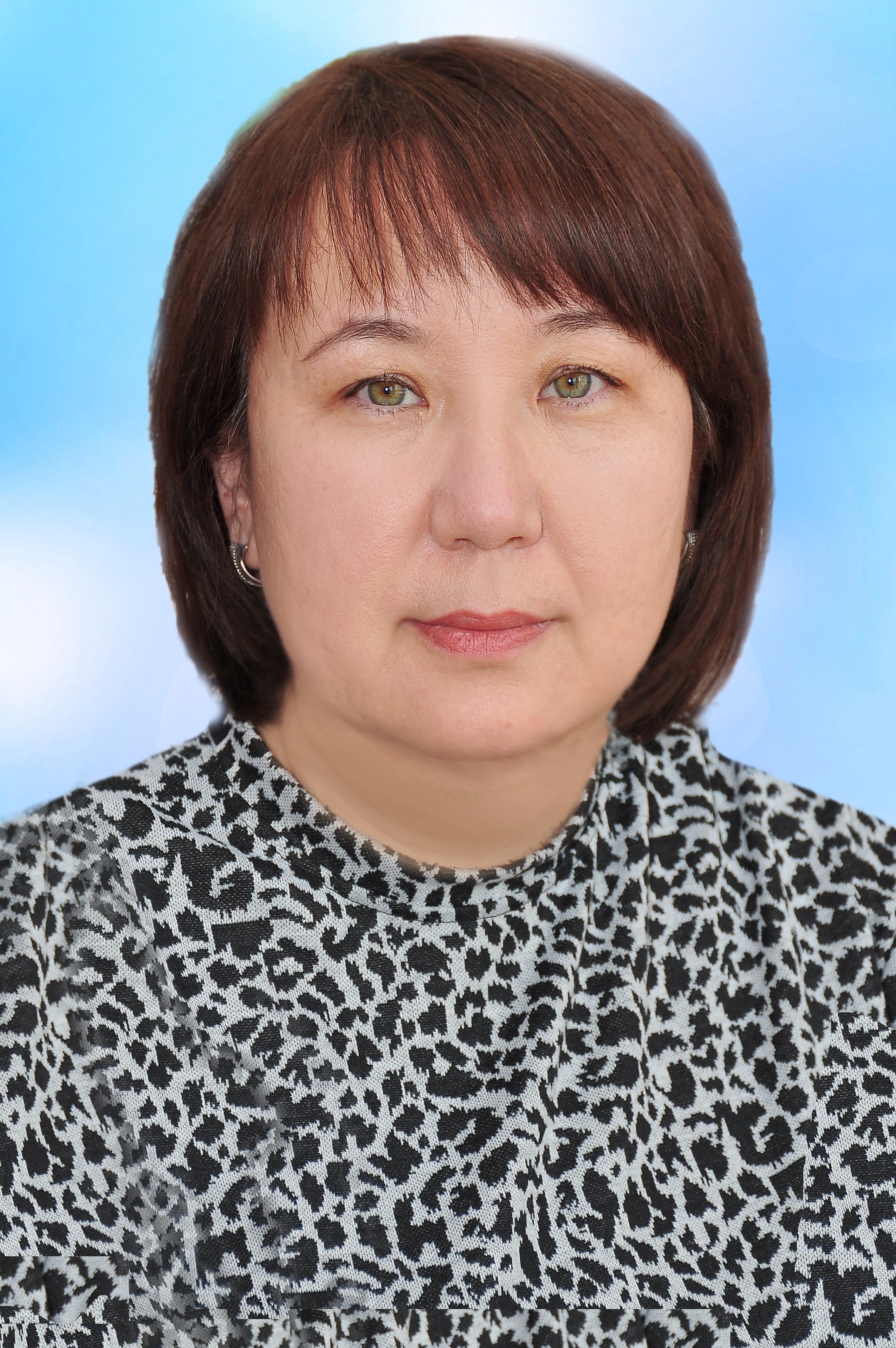 Манджиева Елена Викторовна.
